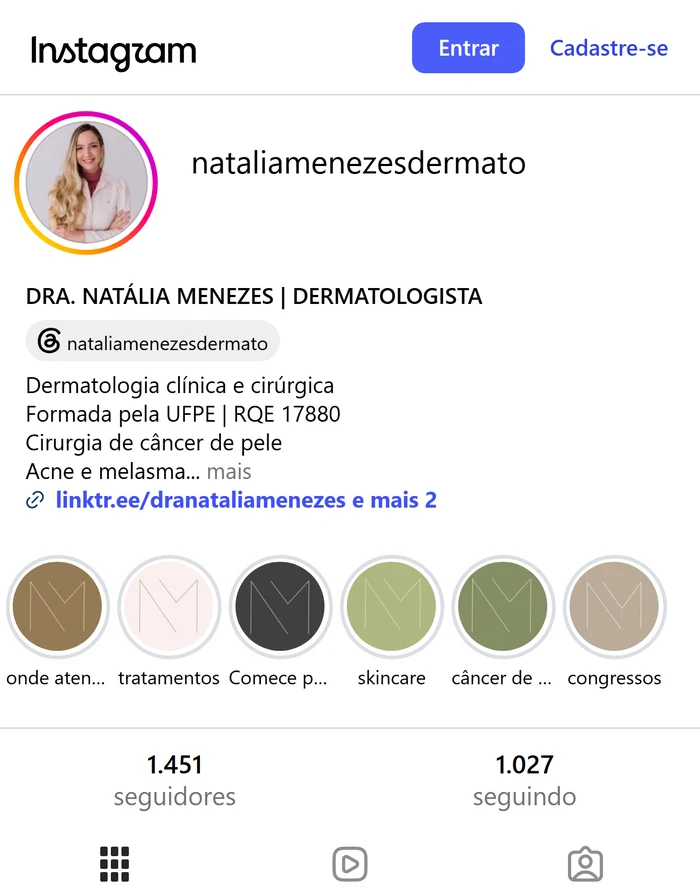 Print do perfil da Dra. Natália Menezes no Instagram, com a bio e os destaques